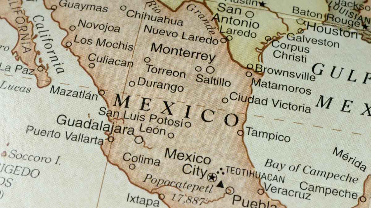 Living in Mexico: A Dream for Some, a Tax Burden for Others